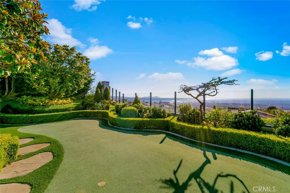 31 Overlook Newport Coast, CA 92657
