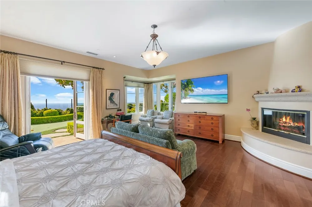 31 Overlook Newport Coast, CA 92657