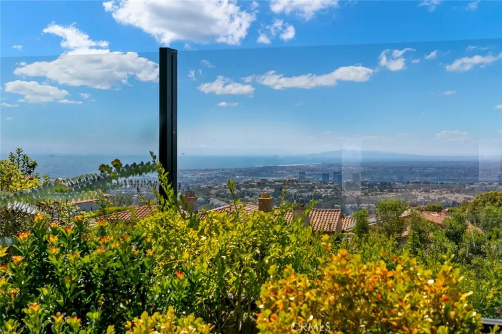 31 Overlook Newport Coast, CA 92657