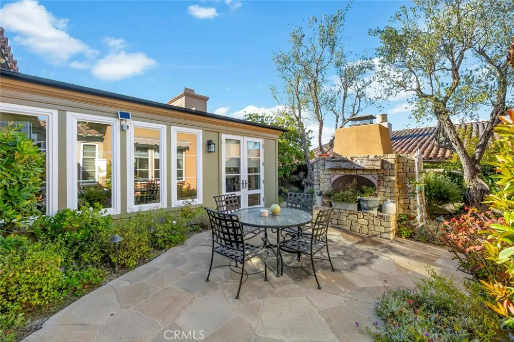 31 Overlook Newport Coast, CA 92657