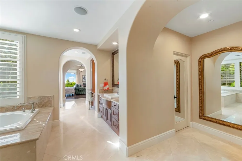 31 Overlook Newport Coast, CA 92657