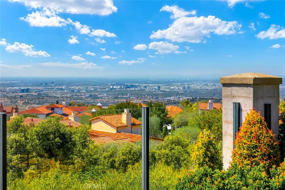 31 Overlook Newport Coast, CA 92657