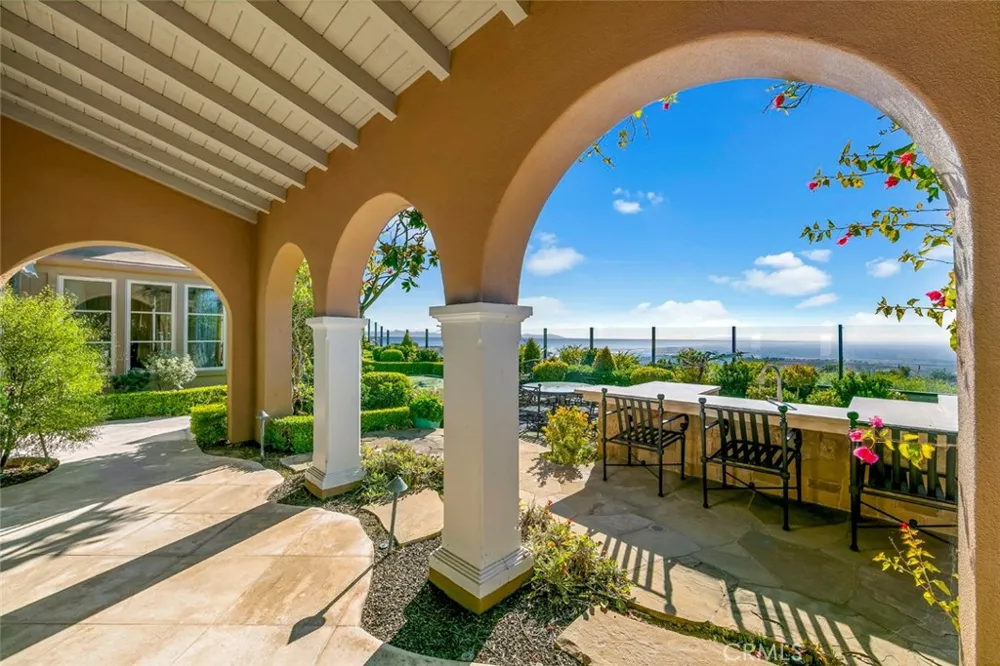 31 Overlook Newport Coast, CA 92657