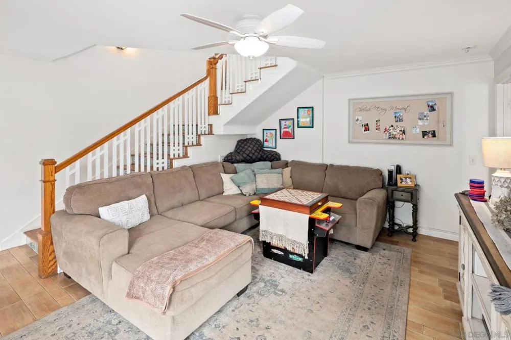 649 I Ave. Coronado, CA 92118