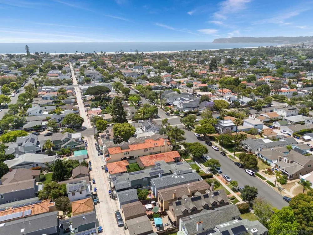 649 I Ave. Coronado, CA 92118
