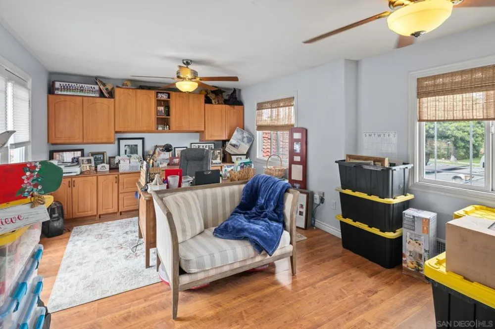 649 I Ave. Coronado, CA 92118