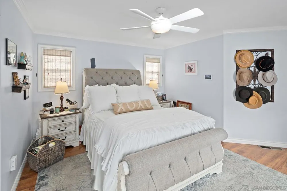 649 I Ave. Coronado, CA 92118