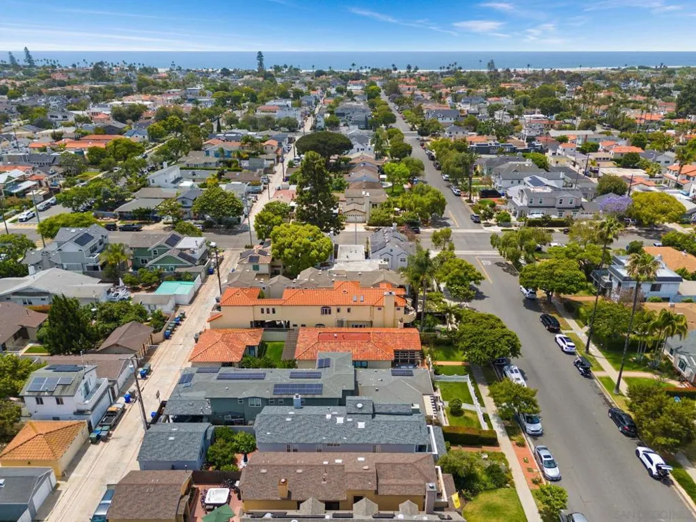 649 I Ave. Coronado, CA 92118