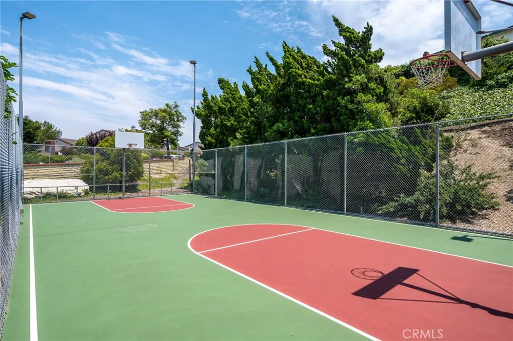 28100 Ridgefern Court #48 Rancho Palos Verdes, CA 90275