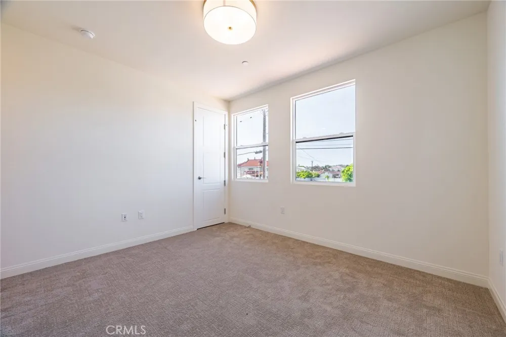 190 New Ave #5 Monterey Park, CA 91755