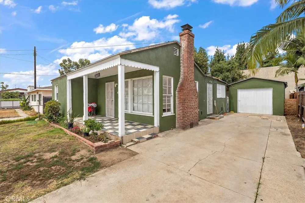3025 Burton Rosemead, CA 91770