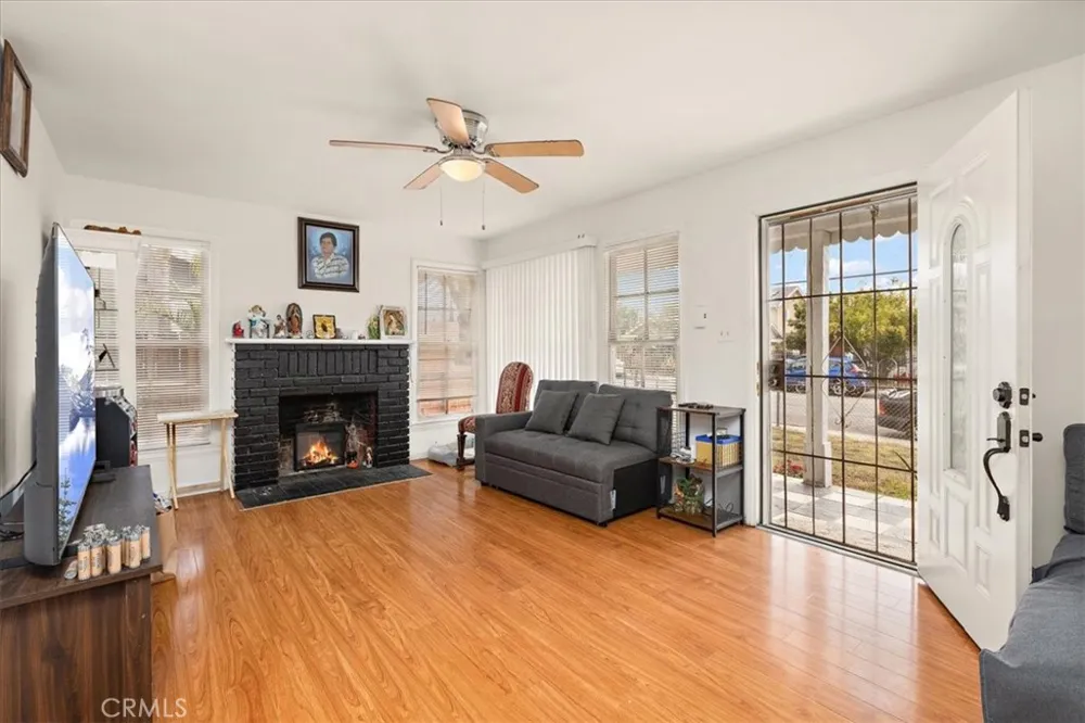 3025 Burton Rosemead, CA 91770