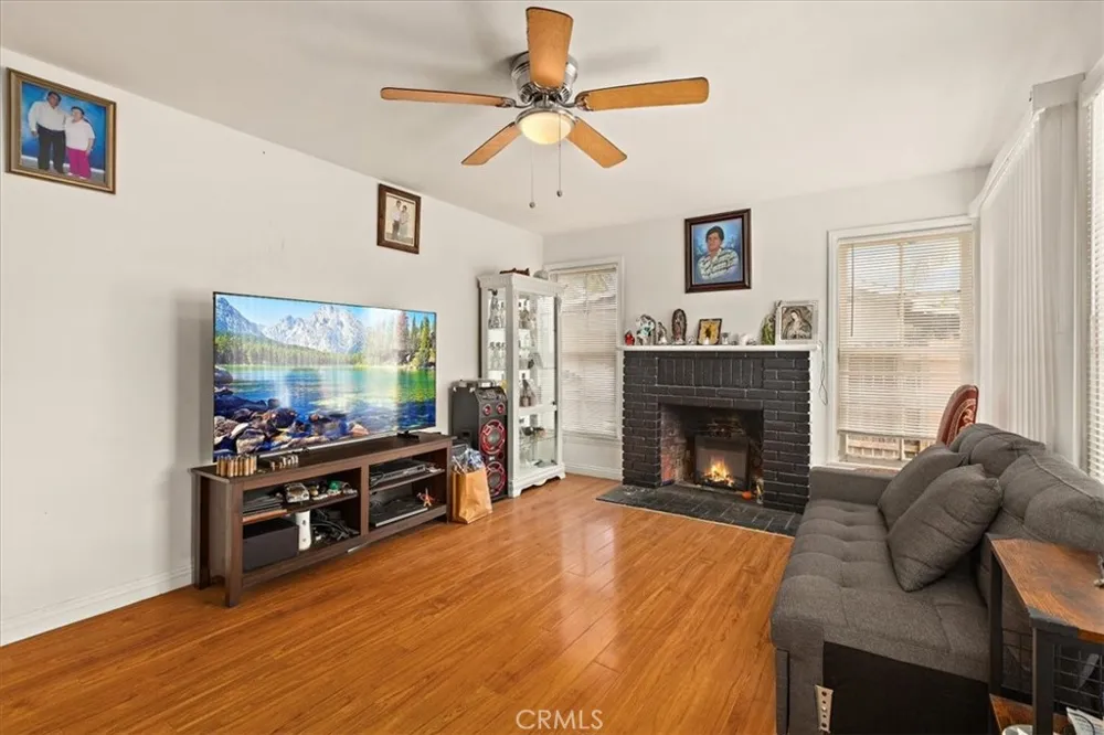 3025 Burton Rosemead, CA 91770