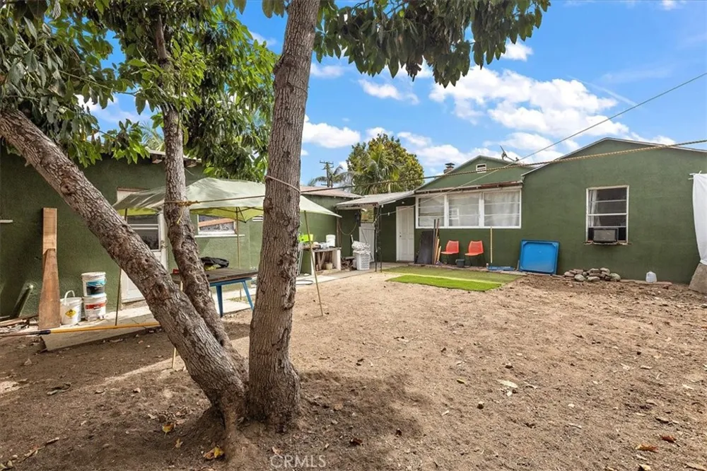 3025 Burton Rosemead, CA 91770