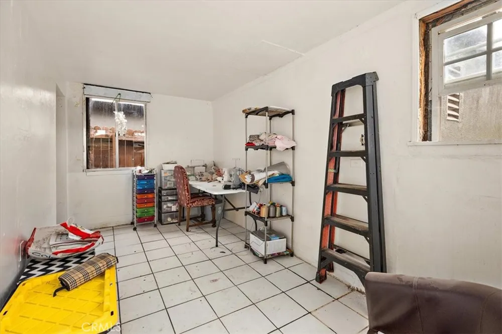 3025 Burton Rosemead, CA 91770