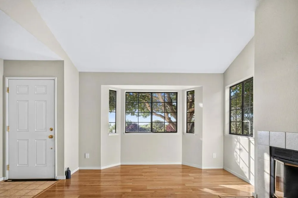 1037 Olympic Lane Seaside, CA 93955