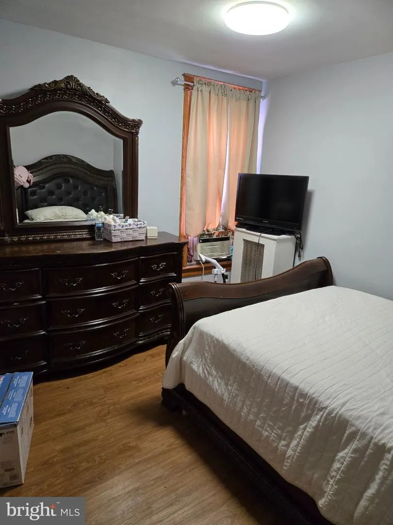 3355 PRINCETON AVENUE Philadelphia, PA 19149