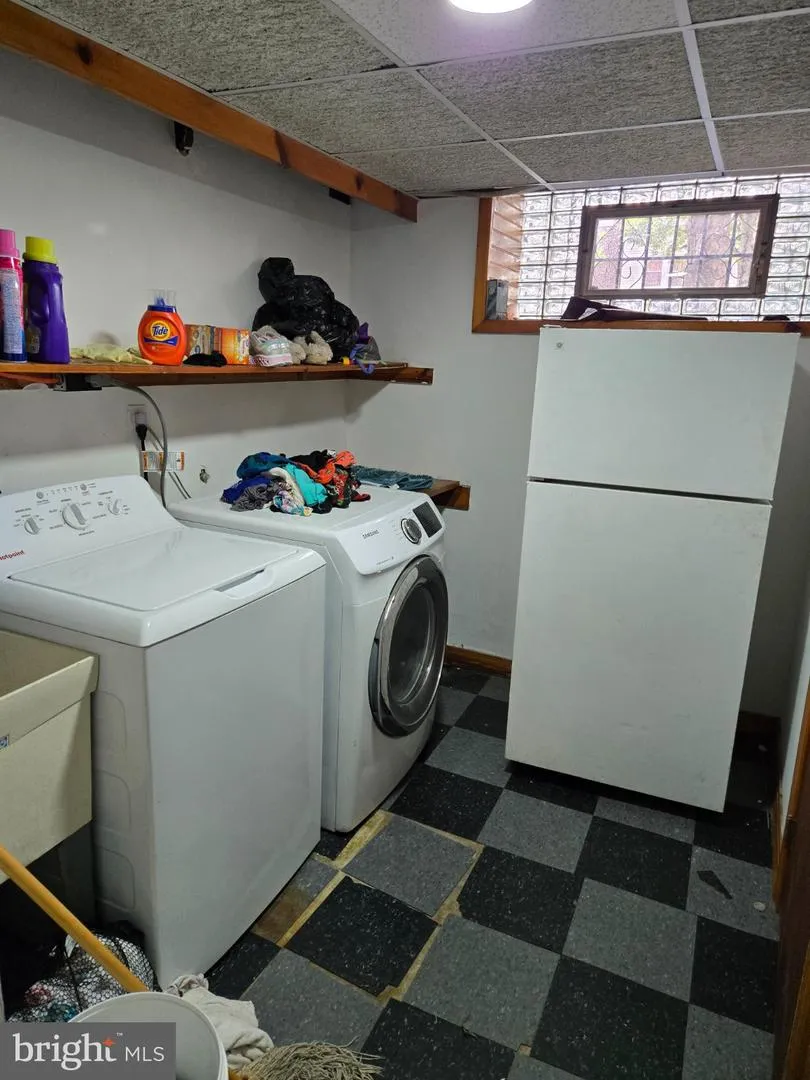 3355 PRINCETON AVENUE Philadelphia, PA 19149