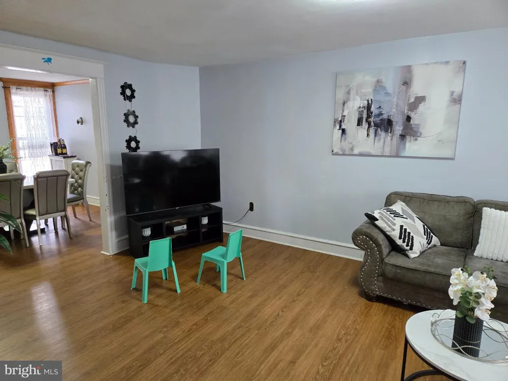 3355 PRINCETON AVENUE Philadelphia, PA 19149