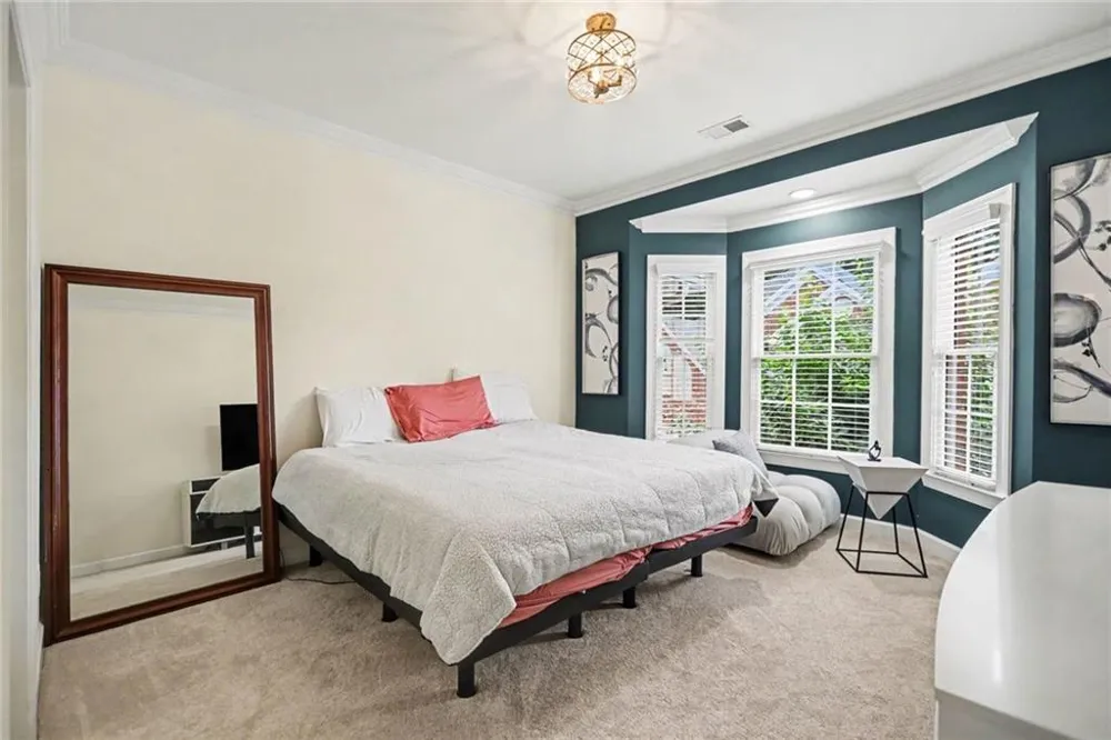 6375 Glenridge Drive Sandy Springs, GA 30328
