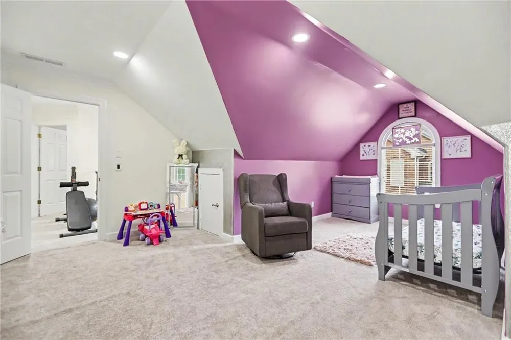 6375 Glenridge Drive Sandy Springs, GA 30328