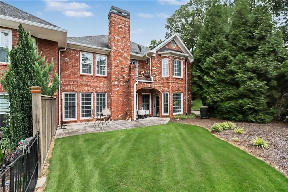 6375 Glenridge Drive Sandy Springs, GA 30328