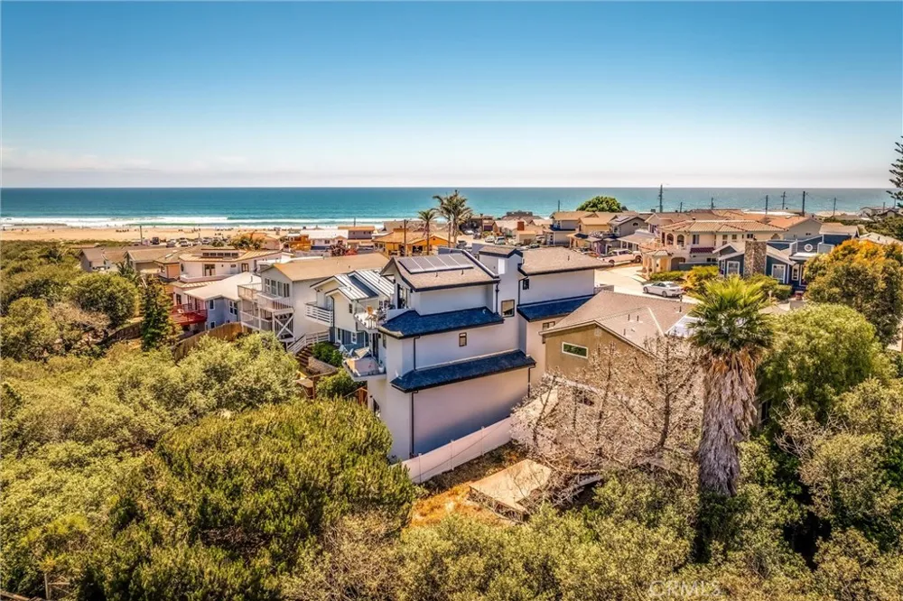 96 24th Street Cayucos, CA 93430