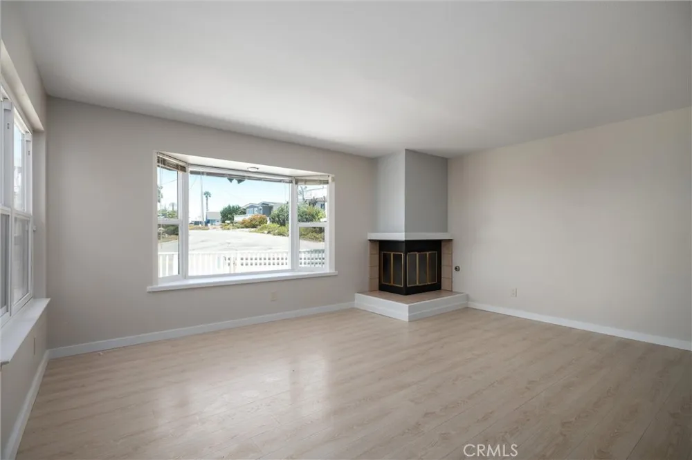 96 24th Street Cayucos, CA 93430