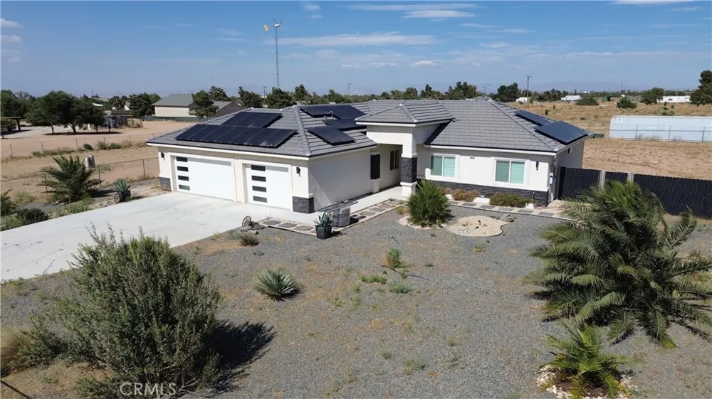 9831 Buttemere Phelan, CA 92371