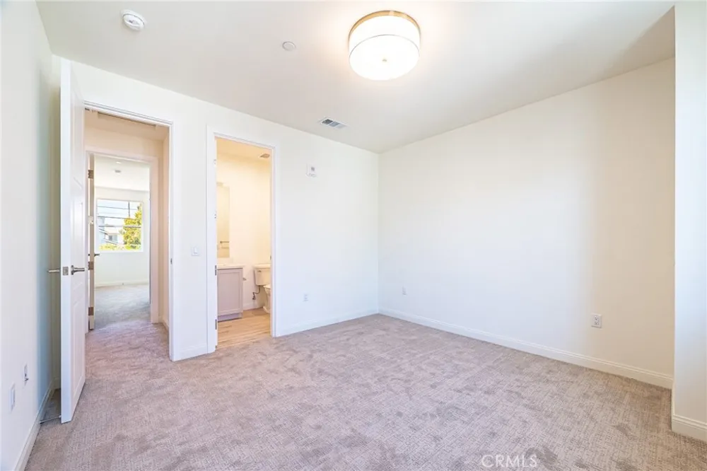 190 New Ave #4 Monterey Park, CA 91755