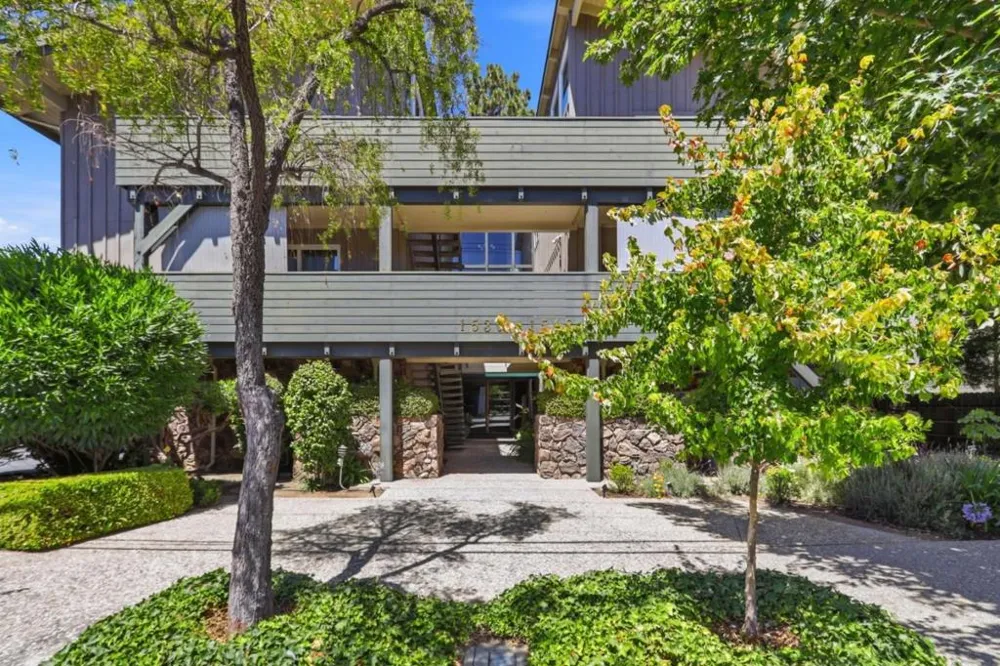 1540 San Antonio Street Menlo Park, CA 94025