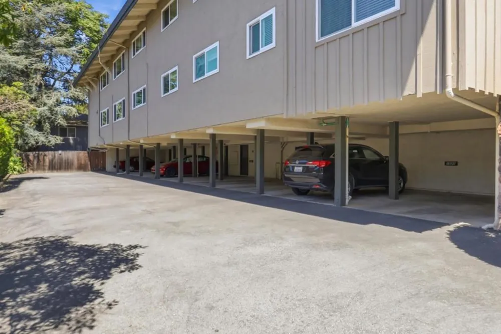 1540 San Antonio Street Menlo Park, CA 94025
