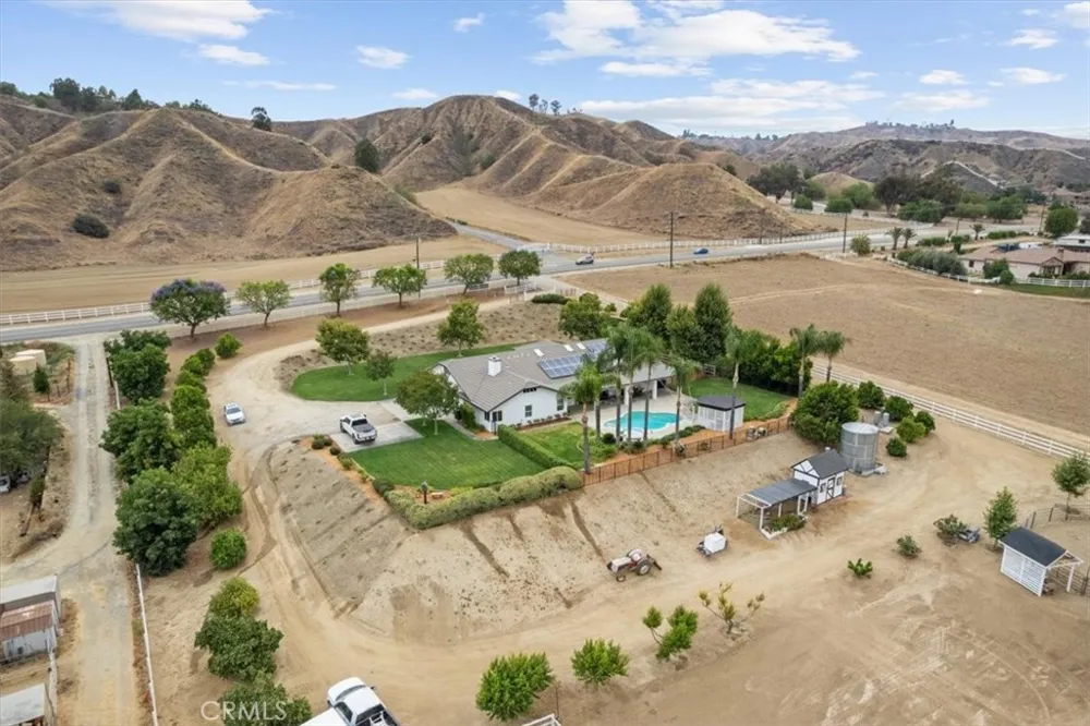 28845 Live Oak Canyon Redlands, CA 92373