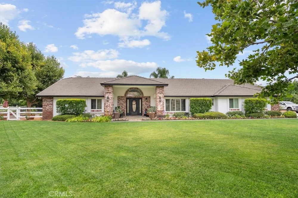 28845 Live Oak Canyon Redlands, CA 92373