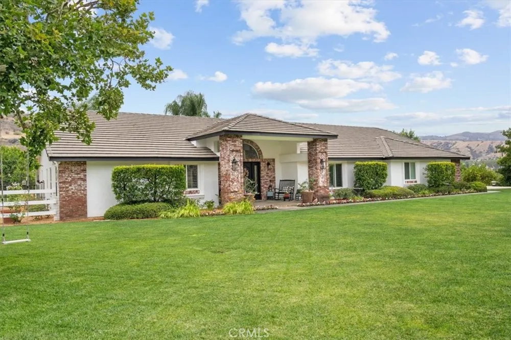 28845 Live Oak Canyon Redlands, CA 92373