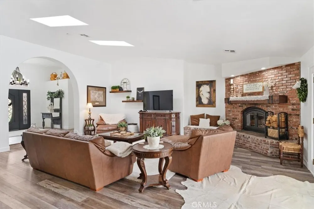 28845 Live Oak Canyon Redlands, CA 92373