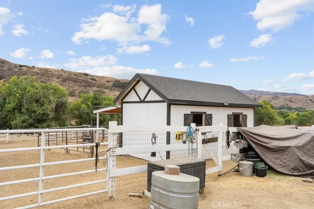 28845 Live Oak Canyon Redlands, CA 92373