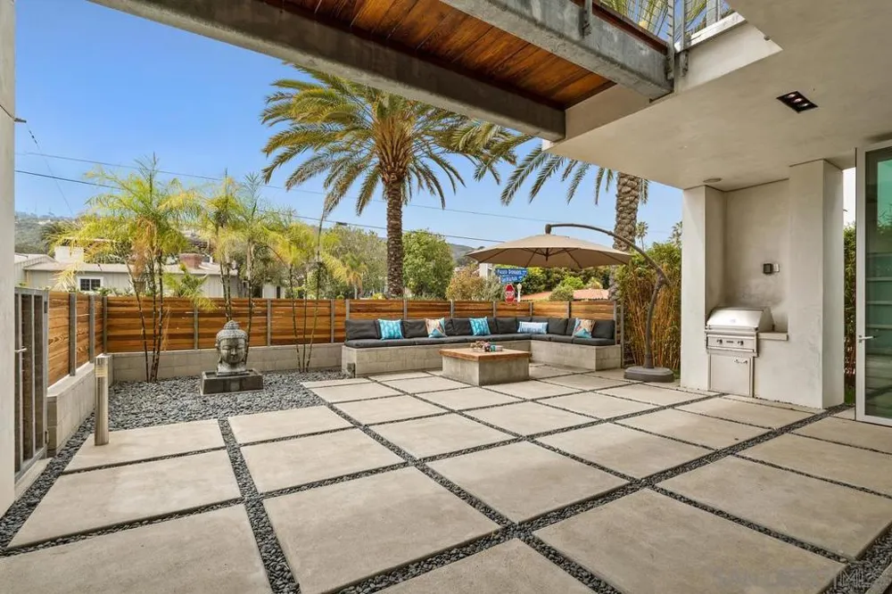 Address Not Shown La Jolla, CA 92037