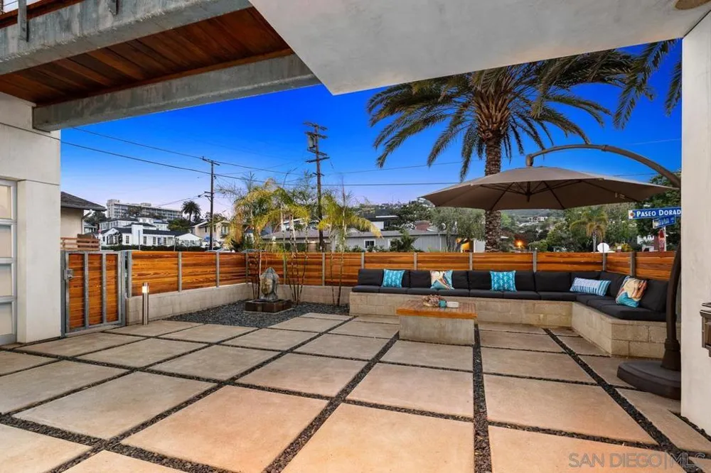 Address Not Shown La Jolla, CA 92037