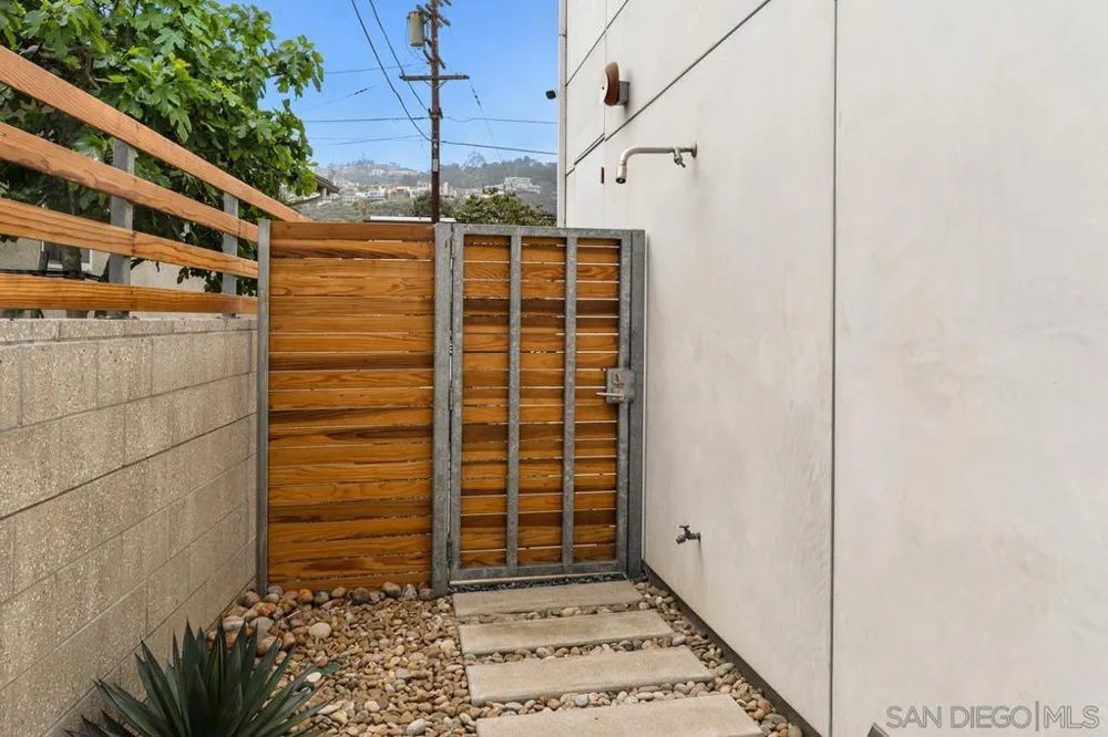 Address Not Shown La Jolla, CA 92037