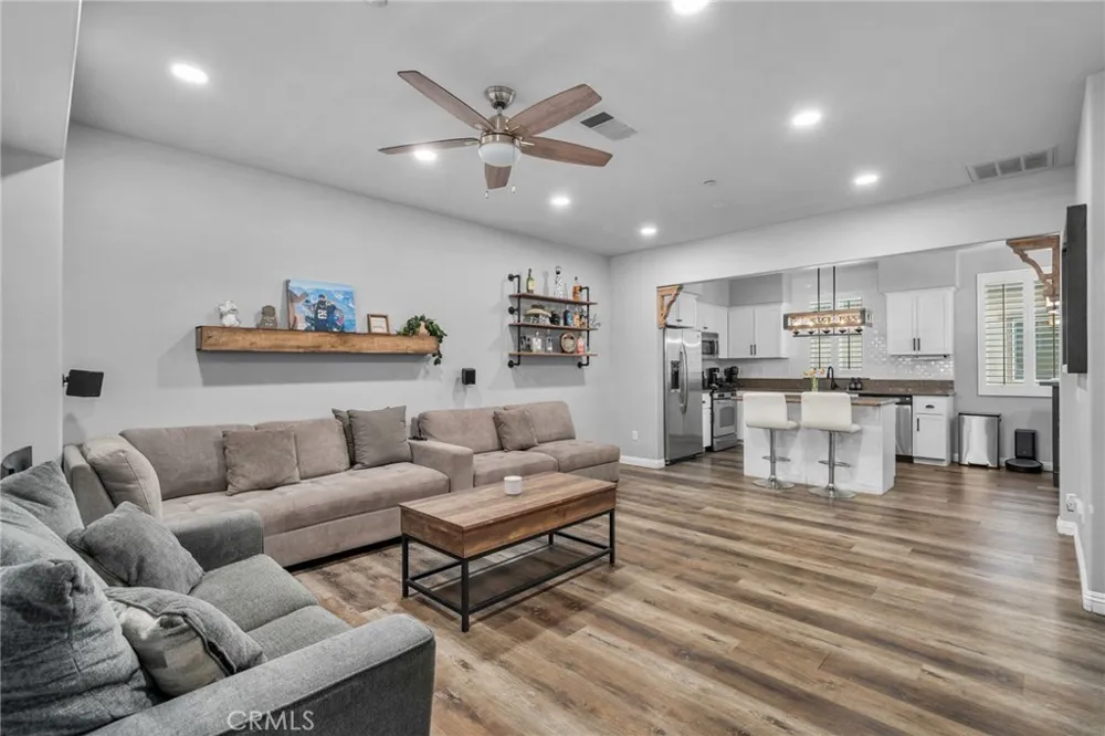 1989 Annandale Way Pomona, CA 91767