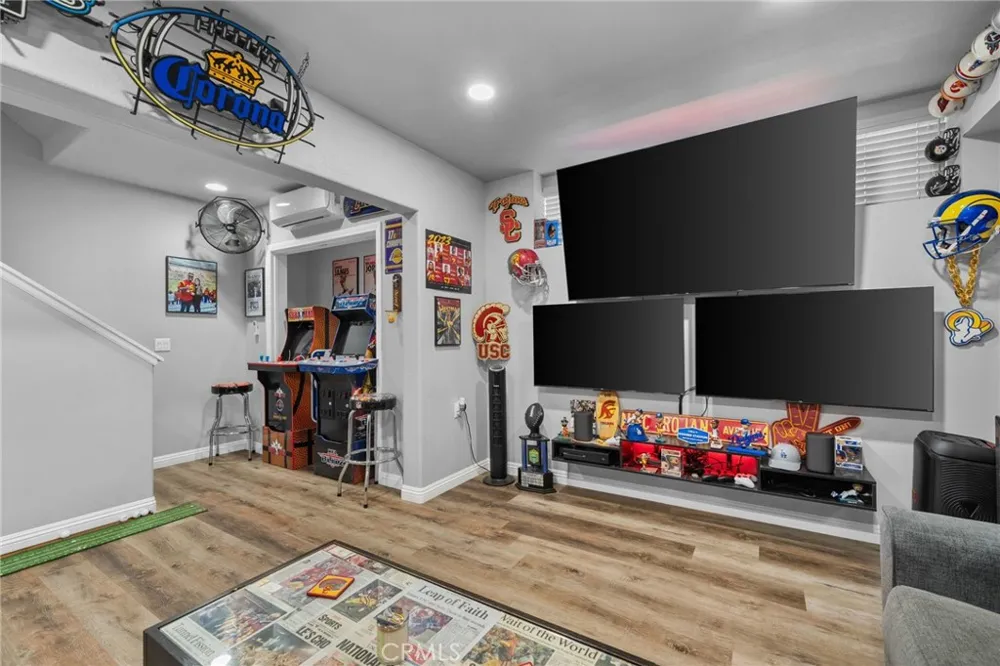 1989 Annandale Way Pomona, CA 91767