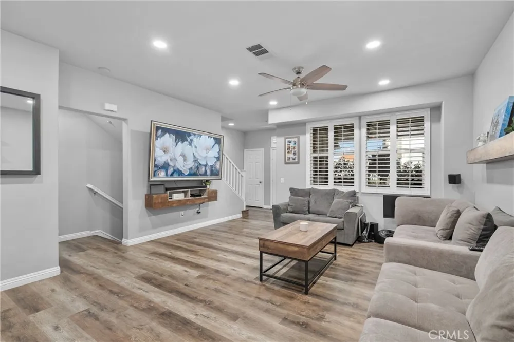 1989 Annandale Way Pomona, CA 91767