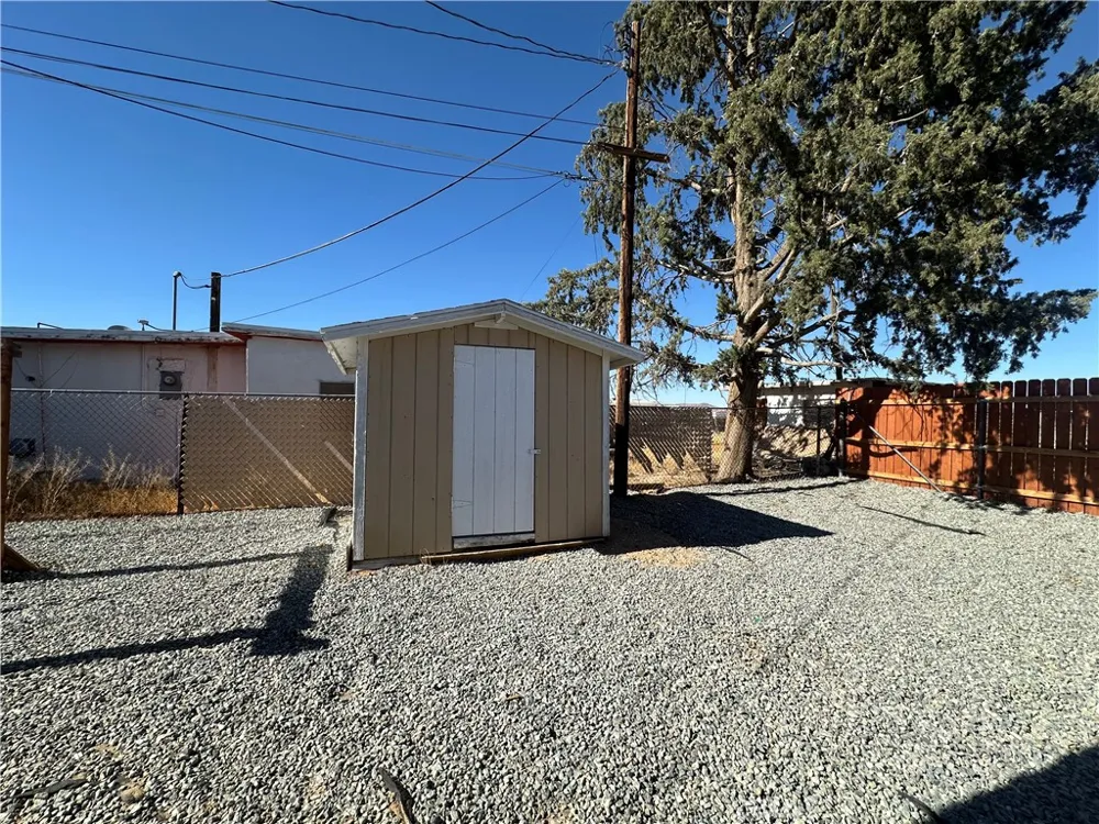 35007 Cedar Barstow, CA 92311