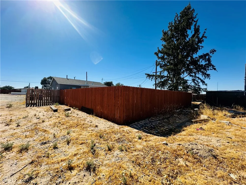 35007 Cedar Barstow, CA 92311