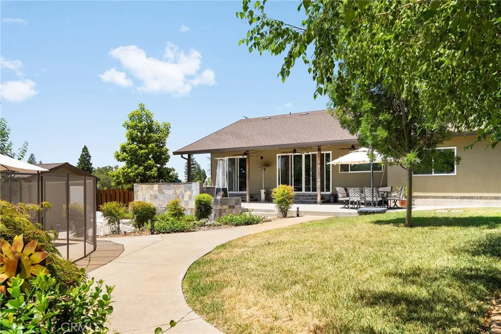 5402 Hickory Way Paradise, CA 95969