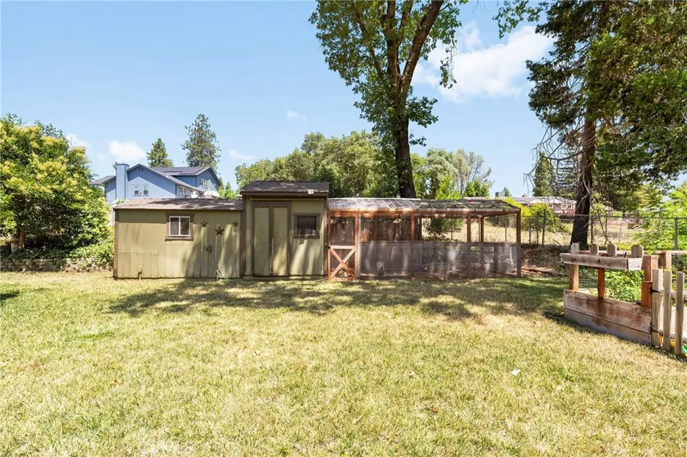 5402 Hickory Way Paradise, CA 95969