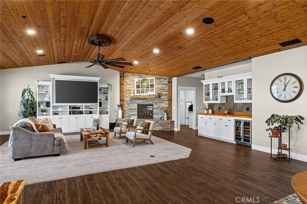 5402 Hickory Way Paradise, CA 95969