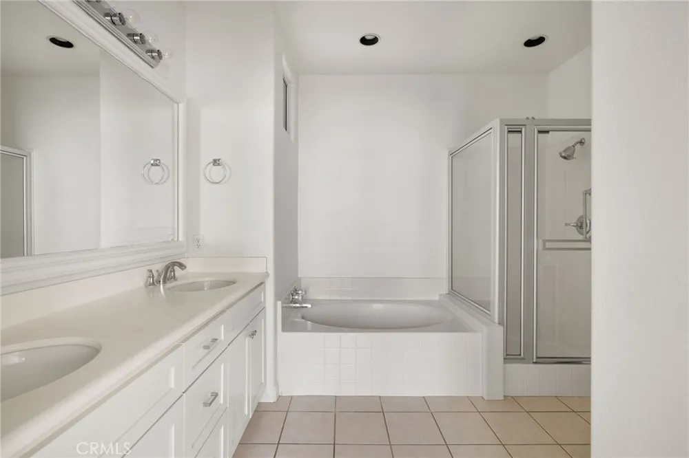 60 Seacountry Lane Rancho Santa Margarita, CA 92688