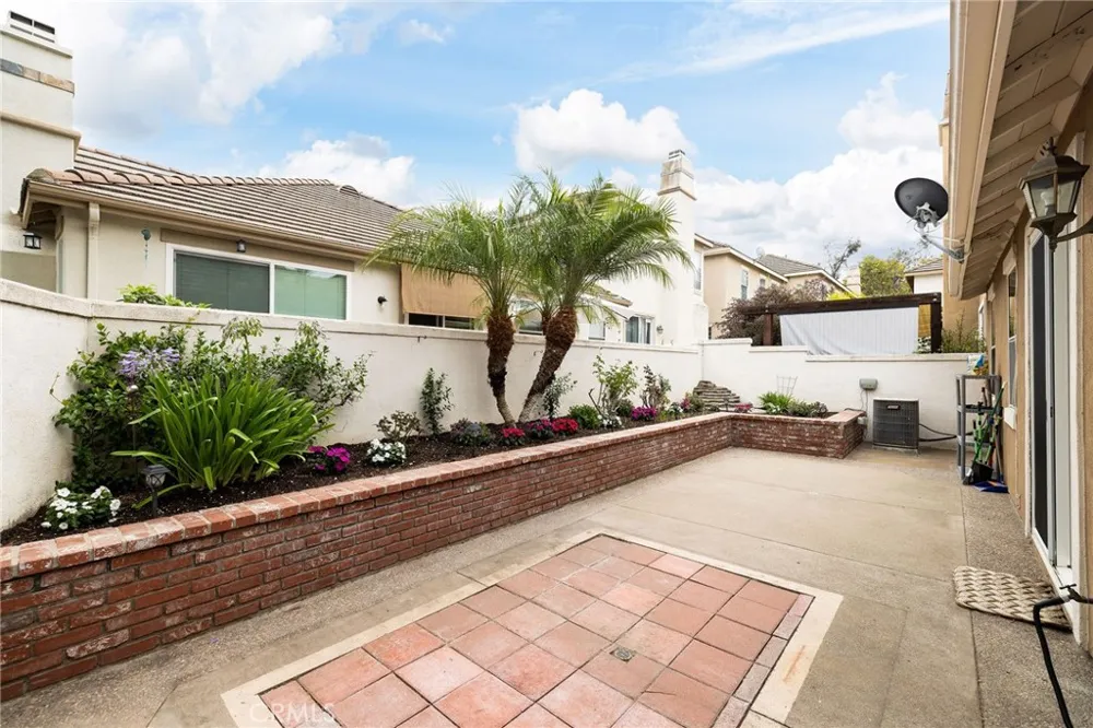 60 Seacountry Lane Rancho Santa Margarita, CA 92688